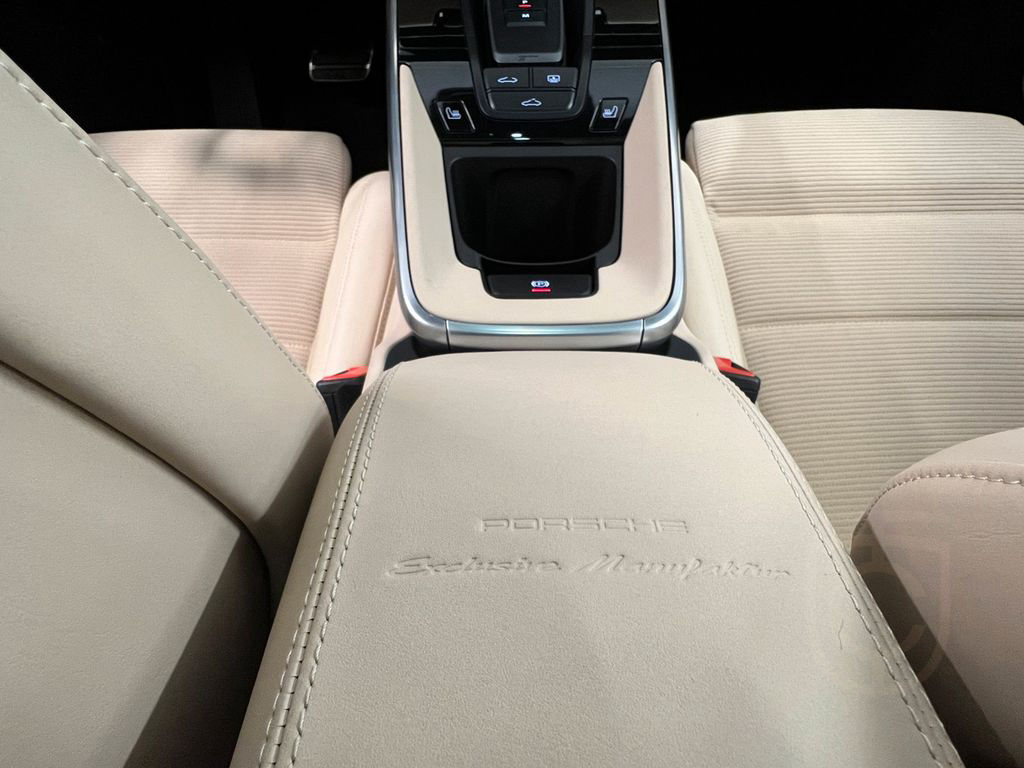 Porsche 911 Carrera 4S