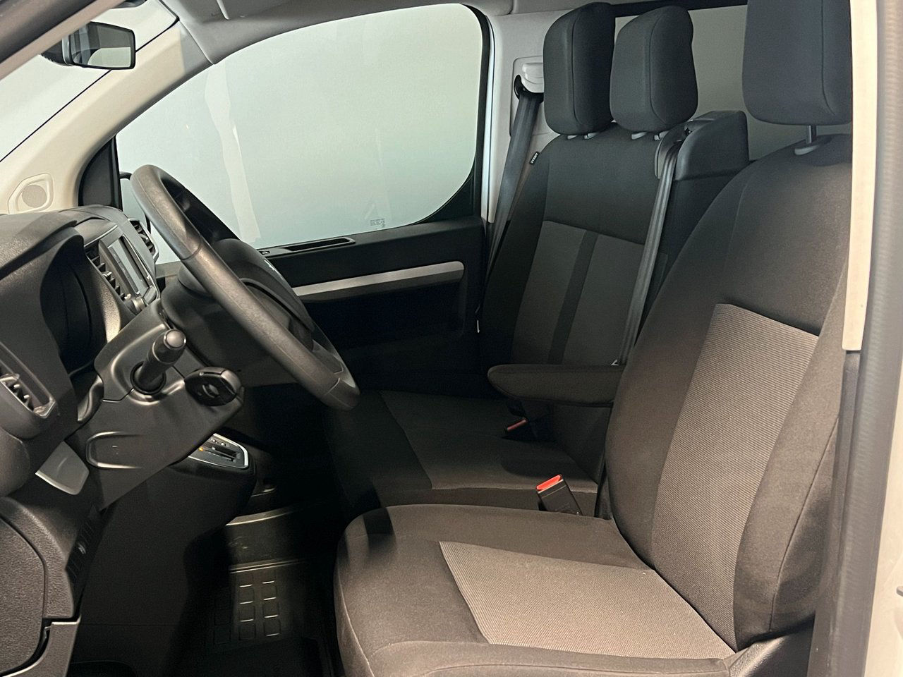 Peugeot Traveller e-Traveller