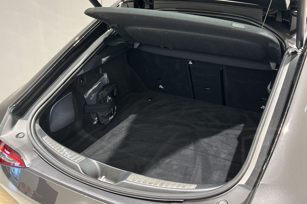 Mercedes-Benz AMG GT 4 43 4MATIC+