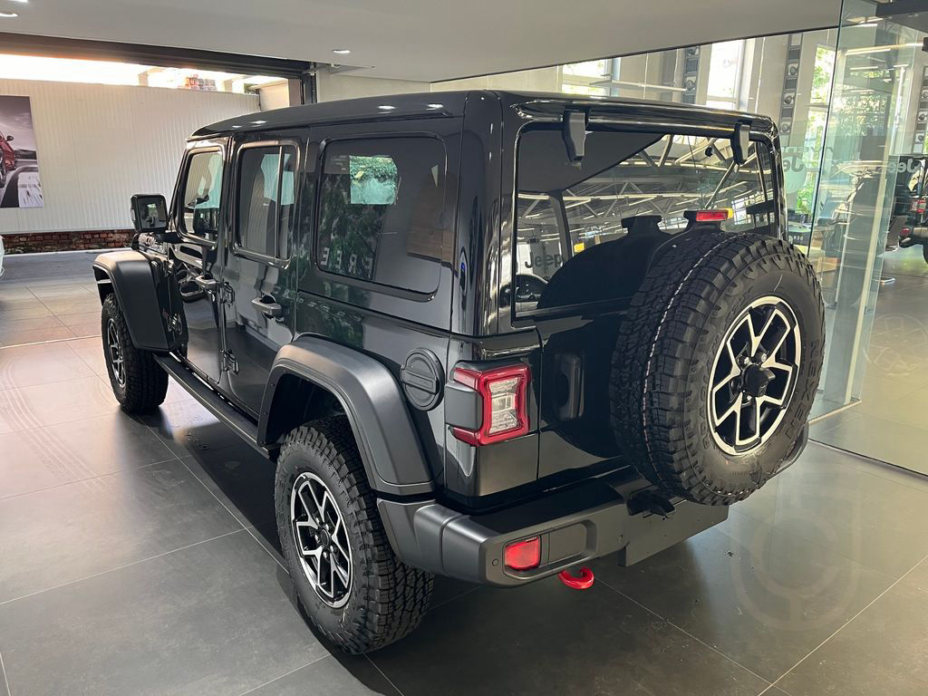 Jeep Wrangler ICE Rubicon MY24 2.0l Sky One Touch