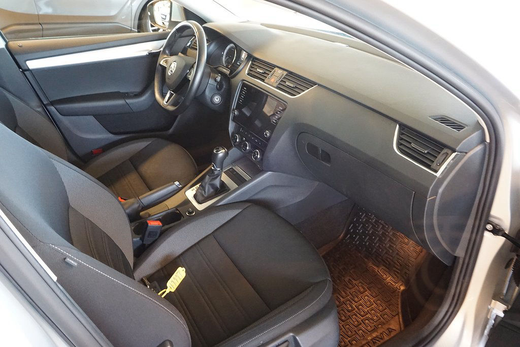 Skoda Octavia Kombi 1.0 TSI DSG Ambition