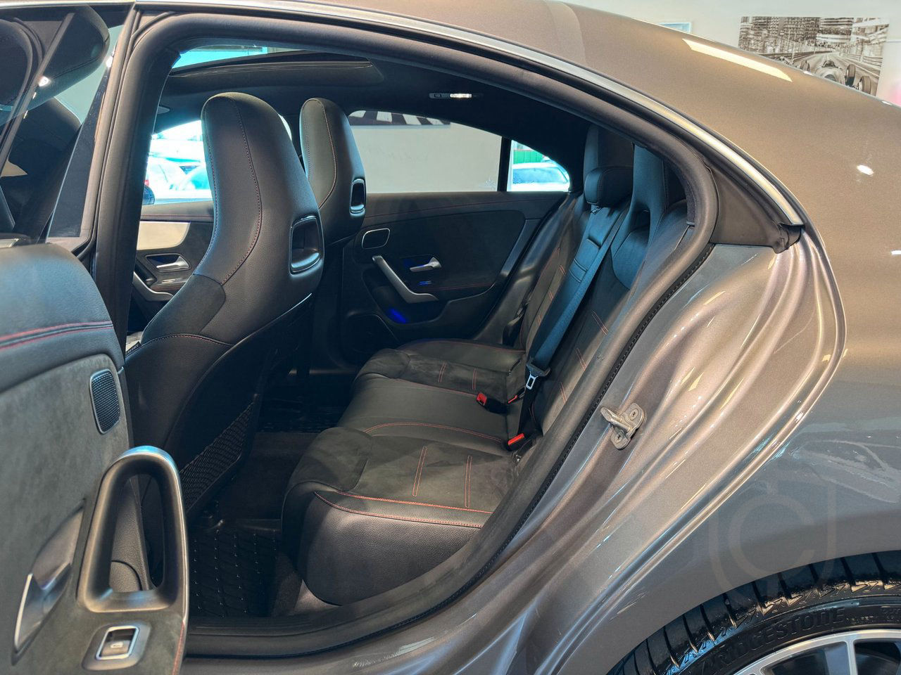 Mercedes-Benz CLA 250 e AMG Pano Burmester Widescreen