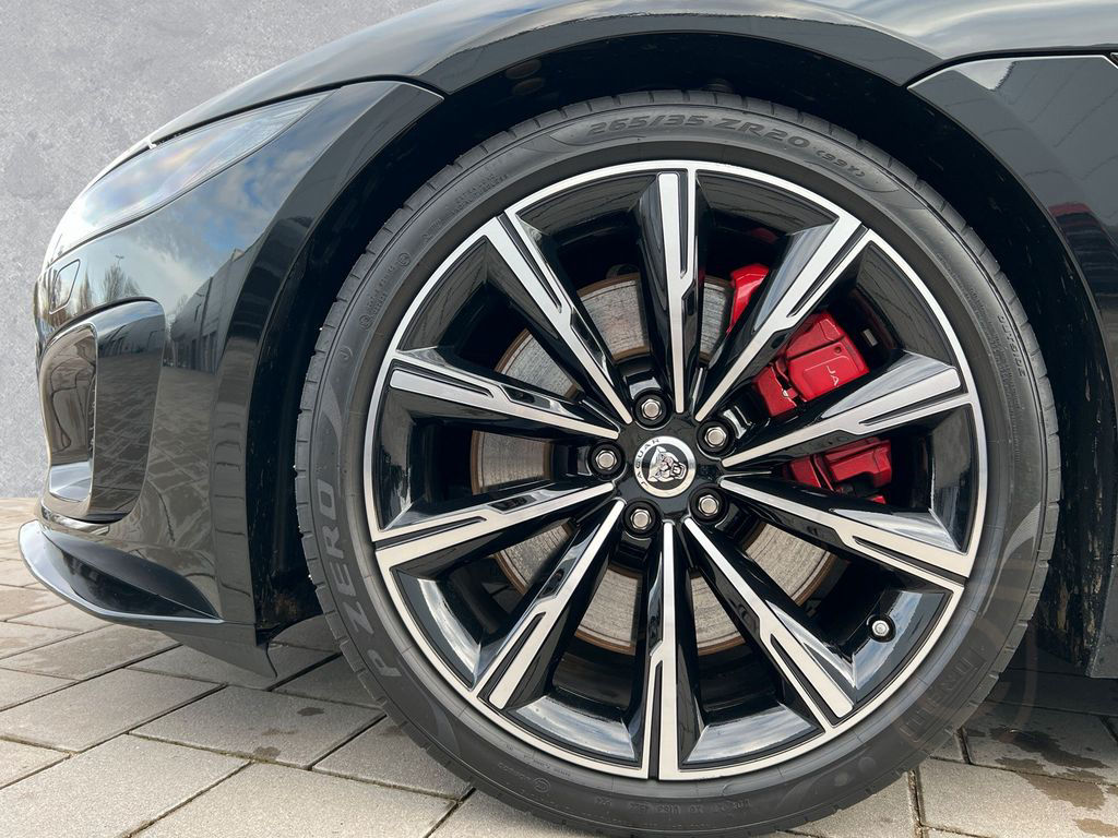 Jaguar F-Type P575 AWD R75 V8 Cabriolet