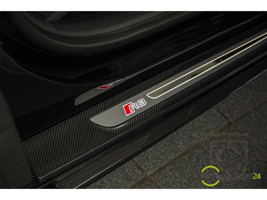 Audi R8 Spyder perform Carbon B&O Garantie 12.2028