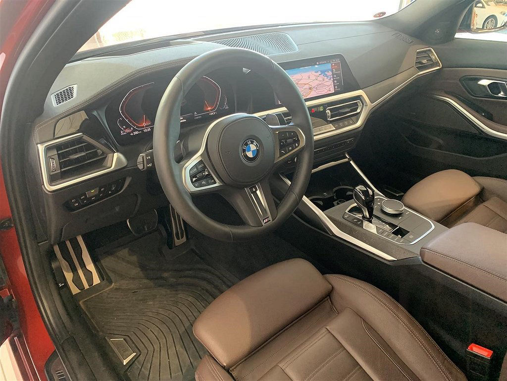 BMW 330 d M Sport Navigation Harman Kardon Innovation Skinn 19"