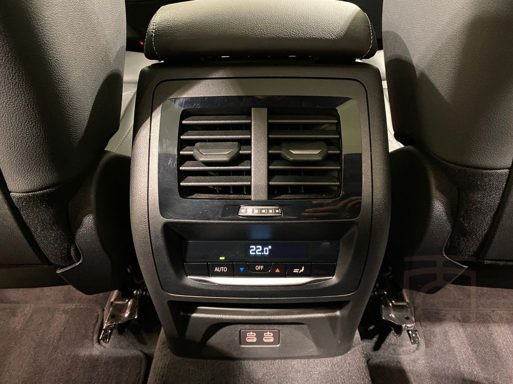 BMW X3 M40d AHK ACC DA+ PA RFK HUD Pano HiFi