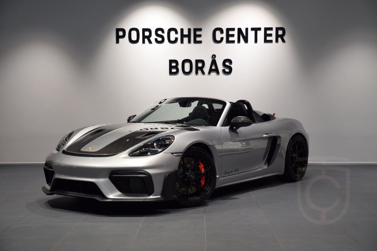 Porsche 718 Spyder RS