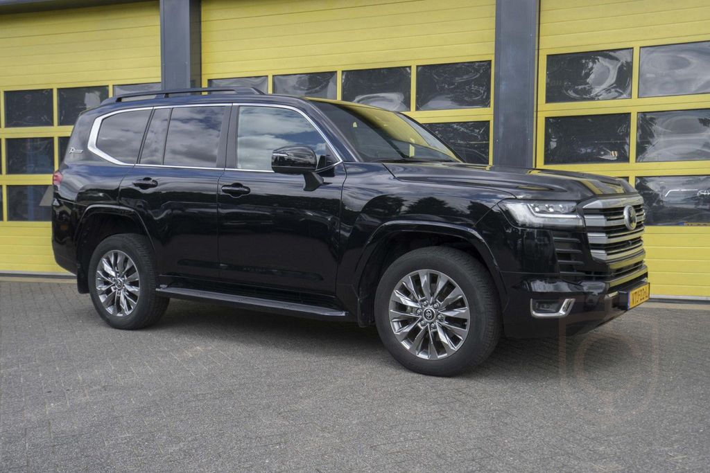 Toyota Land Cruiser Land cruiser 300 70 th anniversary