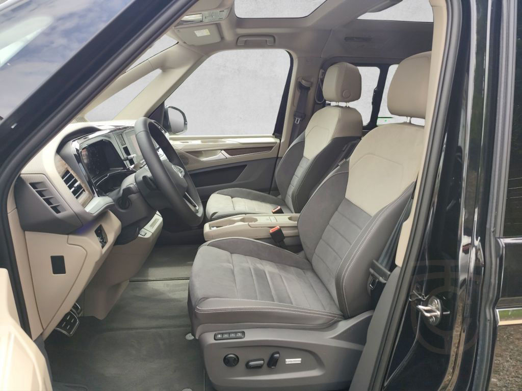 Volkswagen Multivan LÜ DSG Style Sthzg. Pano el.Sitze Navi
