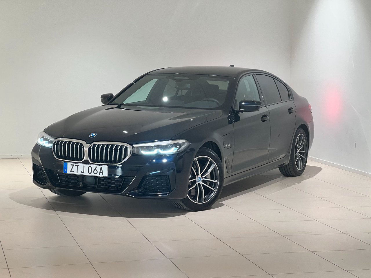 BMW 530e xDrive, M-Sport, Adpt Fart, HiFi,