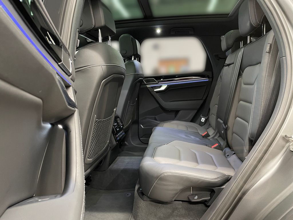 Volkswagen Touareg 3.0 TDI 4M R-Line *AHK*MATRIX*HEAD-UP*KA