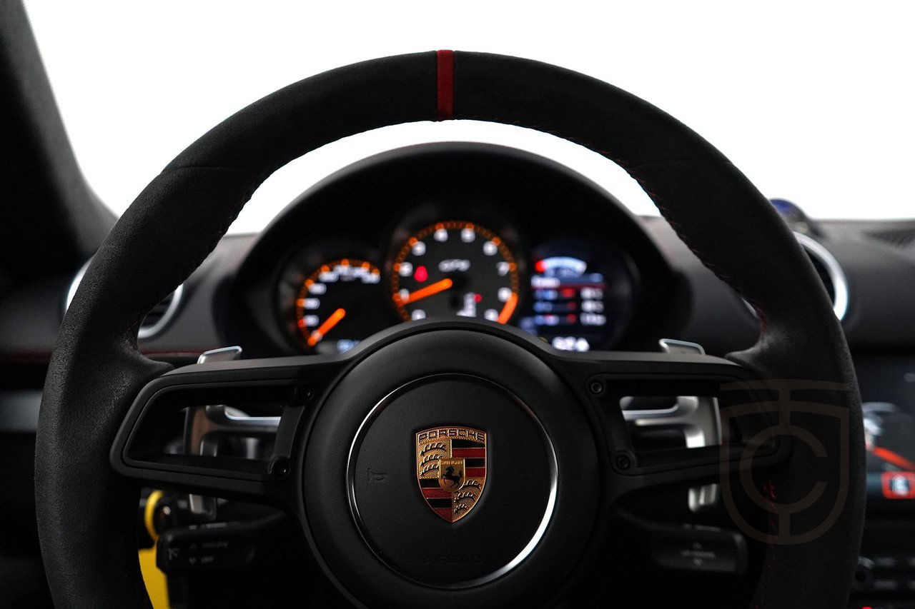 Porsche 718 Cayman GT4 MR