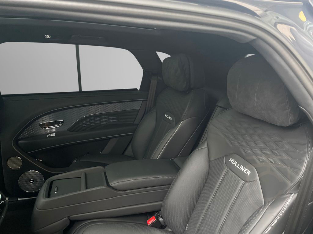 Bentley Bentayga EWB 4.0 Mulliner - Naim/Pano