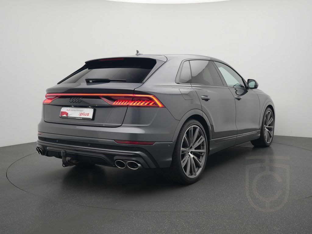 Audi SQ8 MATRIX LUFT LEDER RAUTE B&O AHK ALLRADLENK