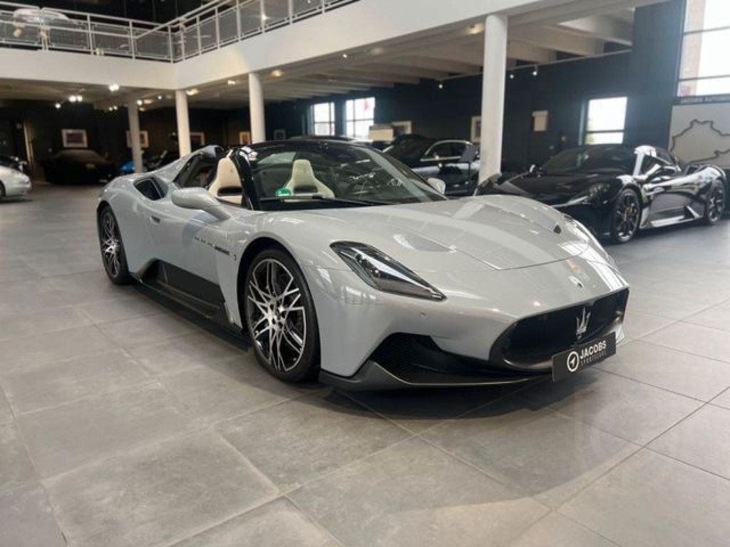 Maserati MC20 cielo LIFT CARBON -Köln Navi LED