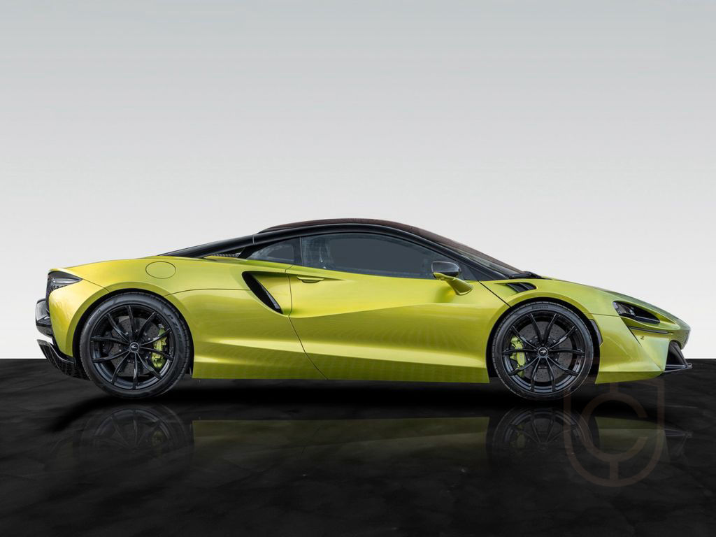 McLaren Artura - Vision | Carbon | Sports Exhaust