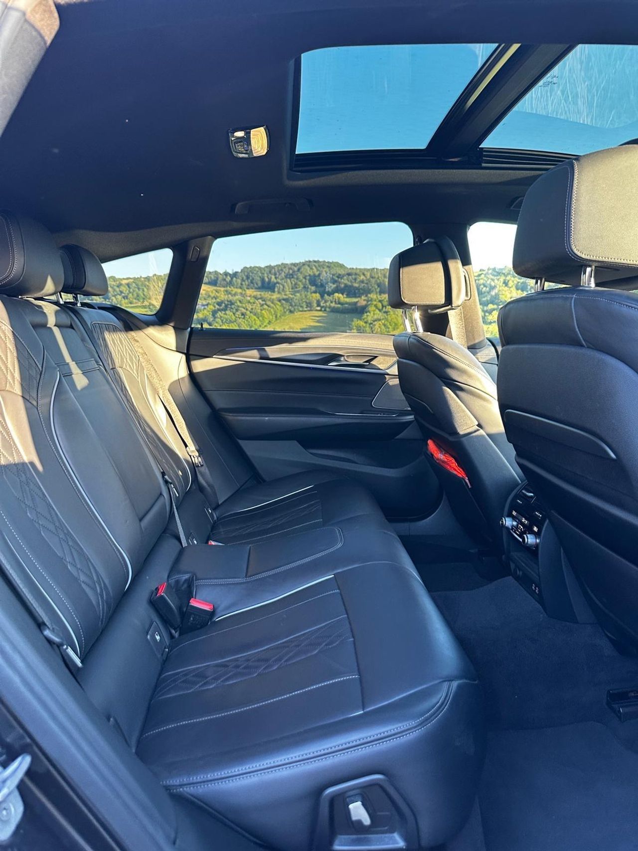BMW 630xd GT*HUD*topení*H/K*tažné*360°