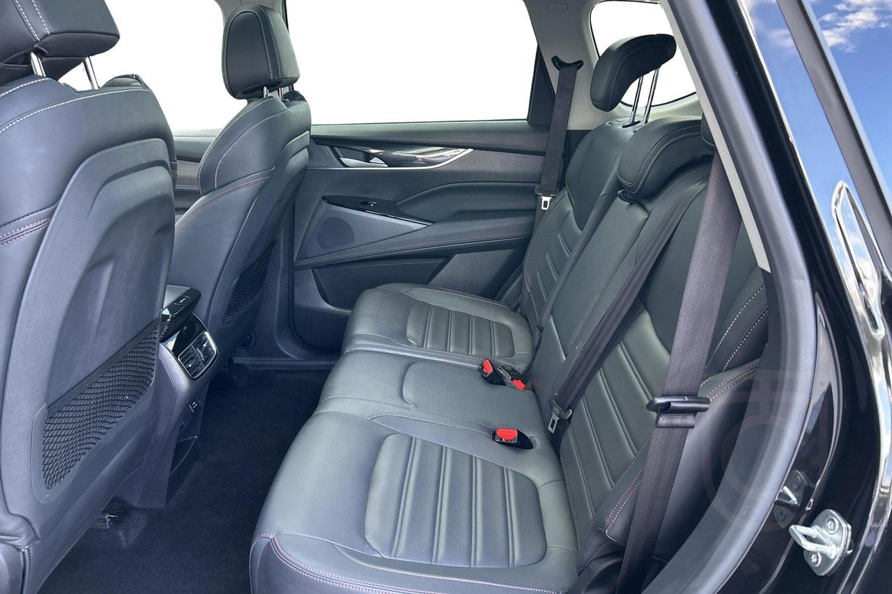 Maxus Euniq 6