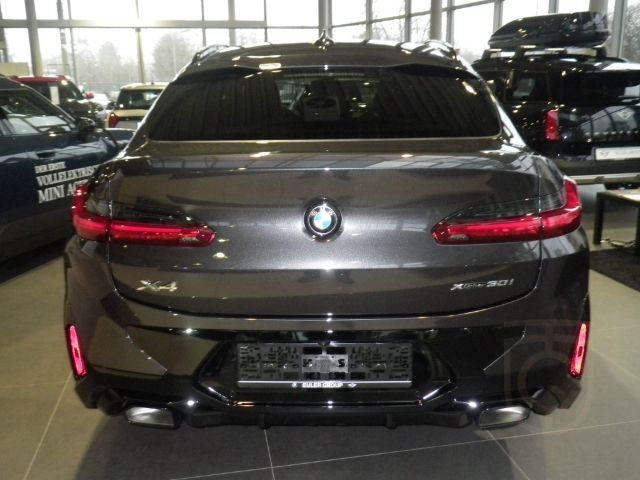 BMW X4 xDrive 30i Sportpaket HUD AHK-klappbar AHK El