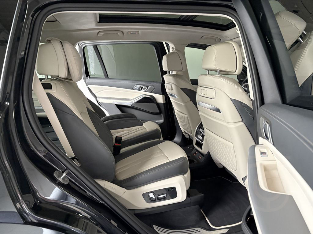 BMW X7 xDrive 40 i M Sport 6-Sitzer Pano H+K 23"Alu