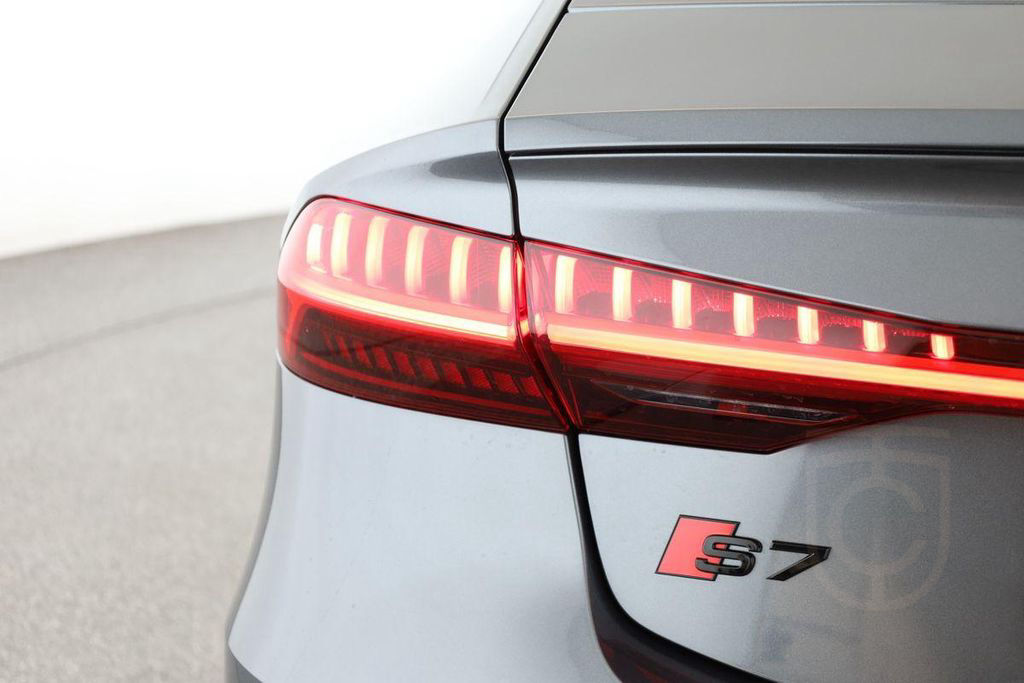 Audi S7 Sportback TDI Valcona Pano BangO ACC Kam 21"