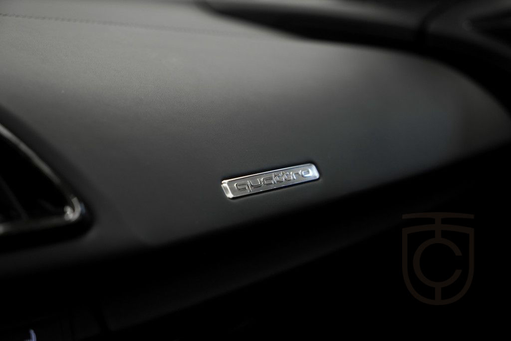 Audi R8 q. Spyder Performance *Carbon *20 *Keramik