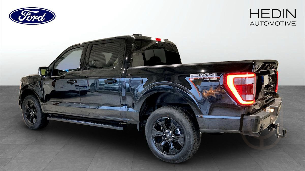 Ford F-150 Black Edition 5.0L