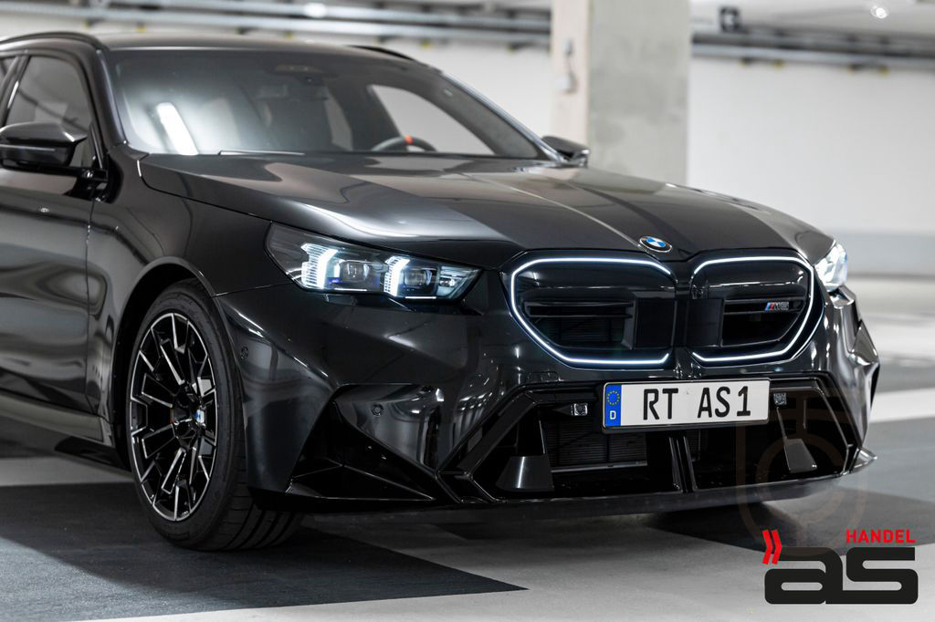 BMW M5 touring Ultimate|Keramik|Carbon|Pano|B&O|21"