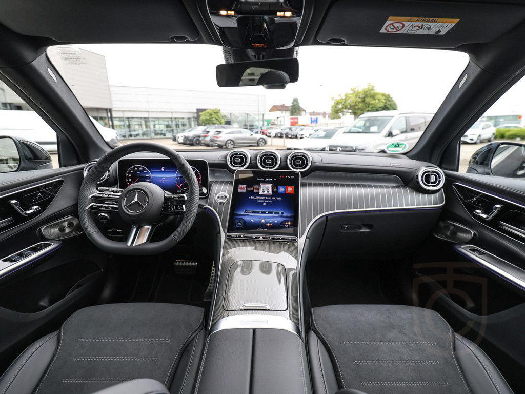 Mercedes-Benz GLC 220 d 4MATIC AHK Abstandstemp. LED Pano Navi