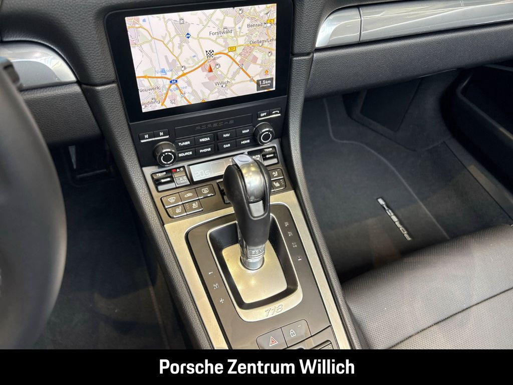 Porsche Boxster 718 BOSE Abstandstempomat Sitzheizung