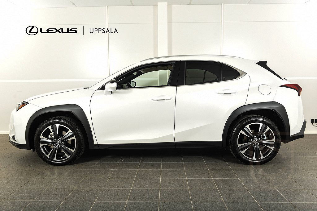 Lexus UX 250h