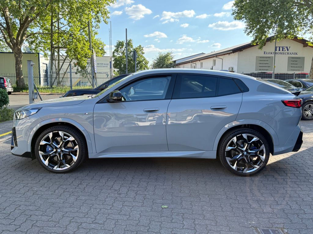 BMW X2 Baureihe X2 M35 i xDrive Pano GSD HUD Iconic
