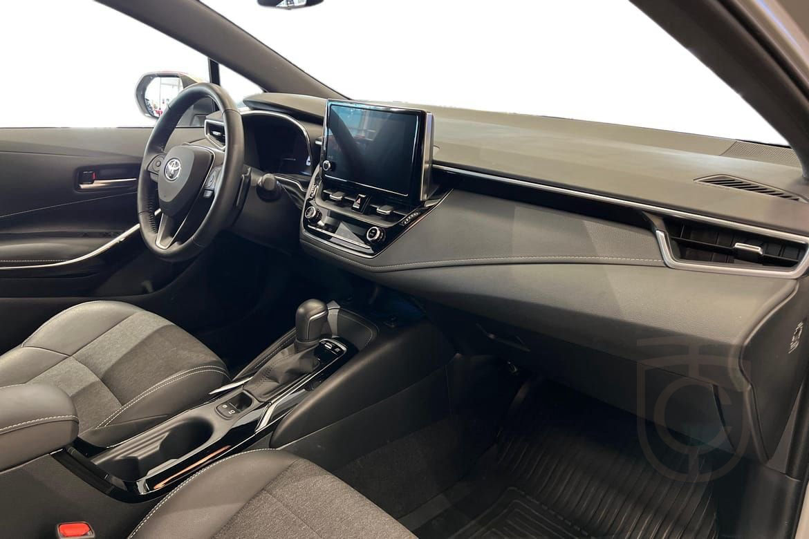 Toyota Corolla Touring Sports Hybrid 2.0 Style Approved Used