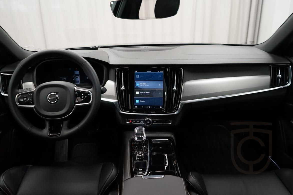 Volvo S90 Recharge T8 Ultimate Dark