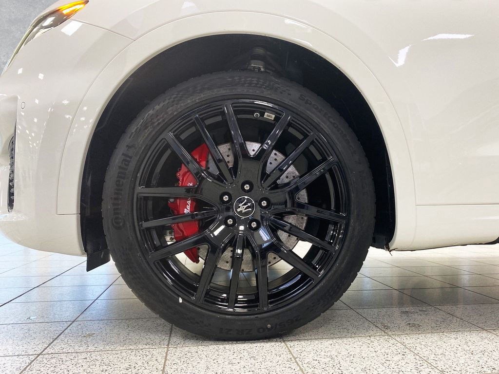 Maserati Levante GT Hybrid Pano+AHK