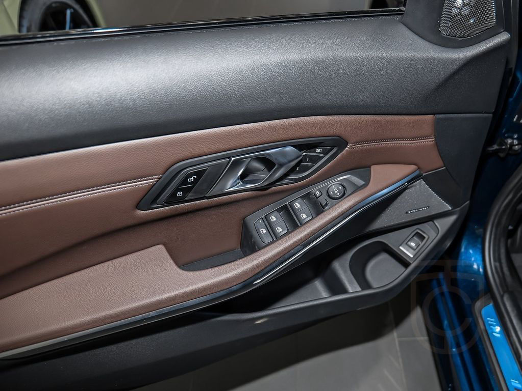 BMW 330d xDrive MSportPro AHK HUD Pano H/K 360° DAPr