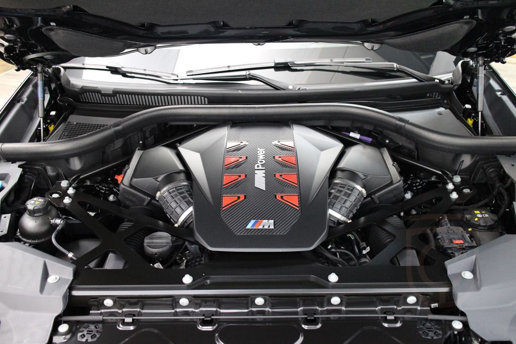 BMW X6 M Competition H&K HeadUp SoftClose