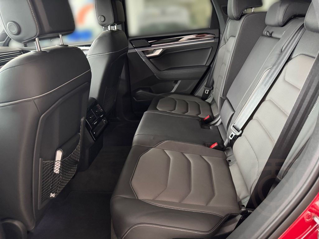 Volkswagen Touareg R-Line 4Motion 3.0 TSI AHK Komfort Kamer