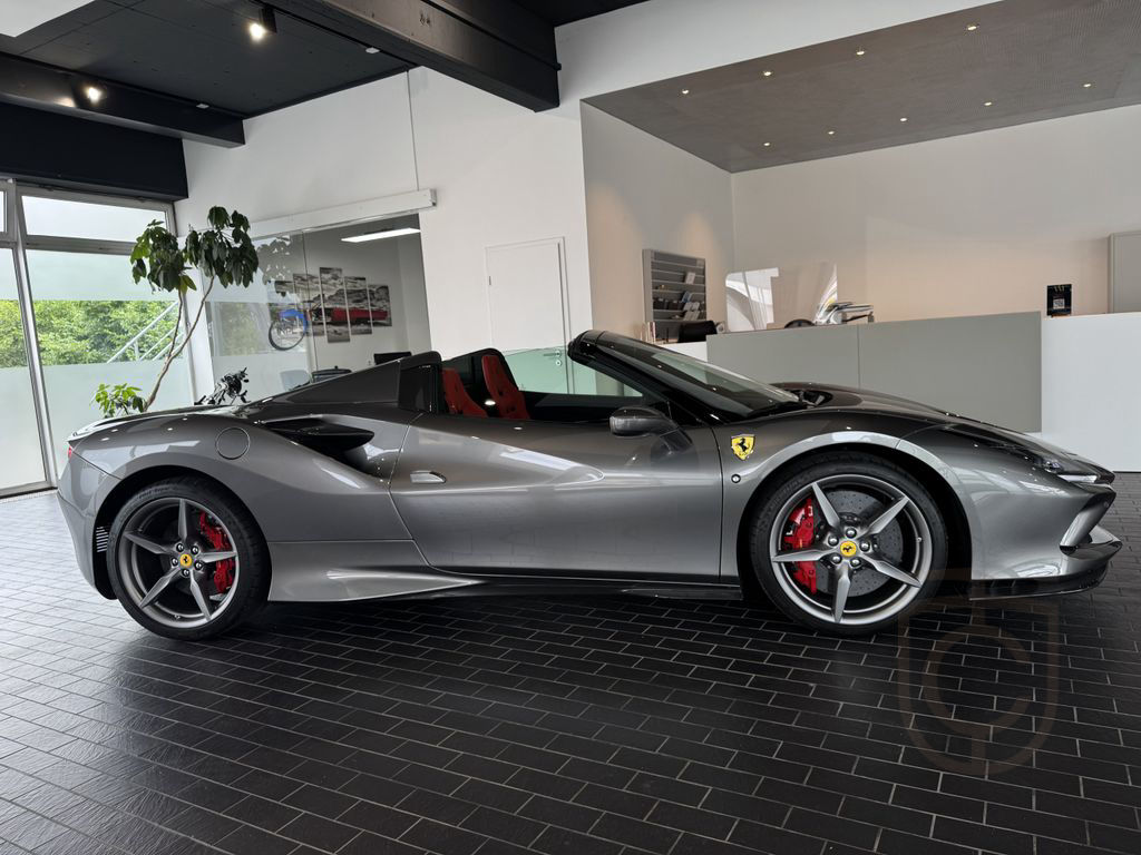 Ferrari F8 Spider*CARBON*LIFT*FULL*DISPL*JBL*WARRANTY*