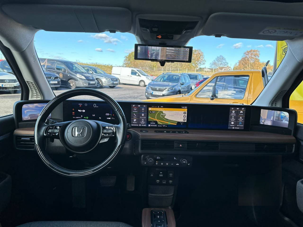 Honda E