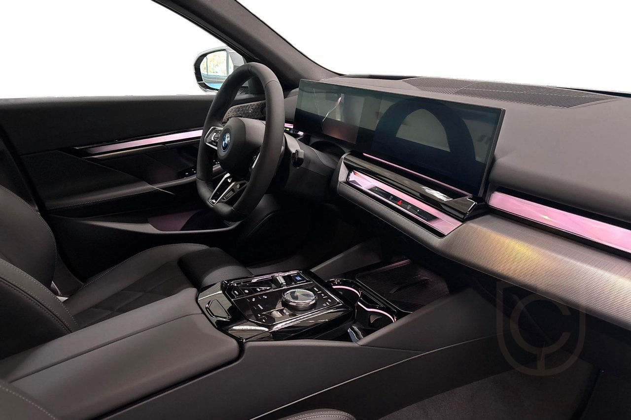 BMW i5 xDrive 40 Touring M-Sport Pro