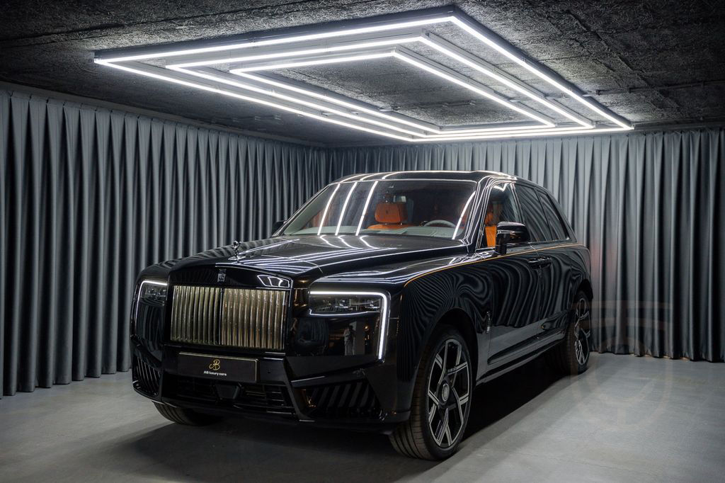 Rolls-Royce Cullinan Black Badge 4Seats Starlight 2025 FULL