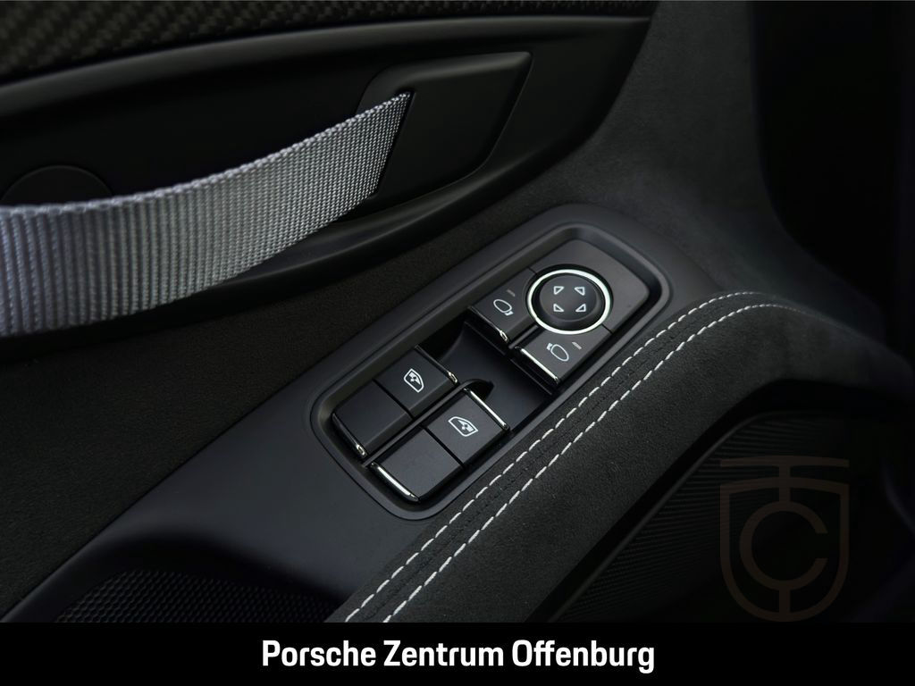 Porsche 718 Spyder RS