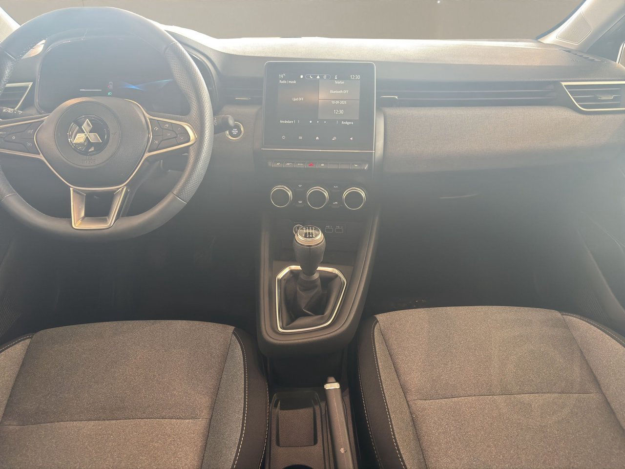 Mitsubishi Colt Invite bensin 90 Man