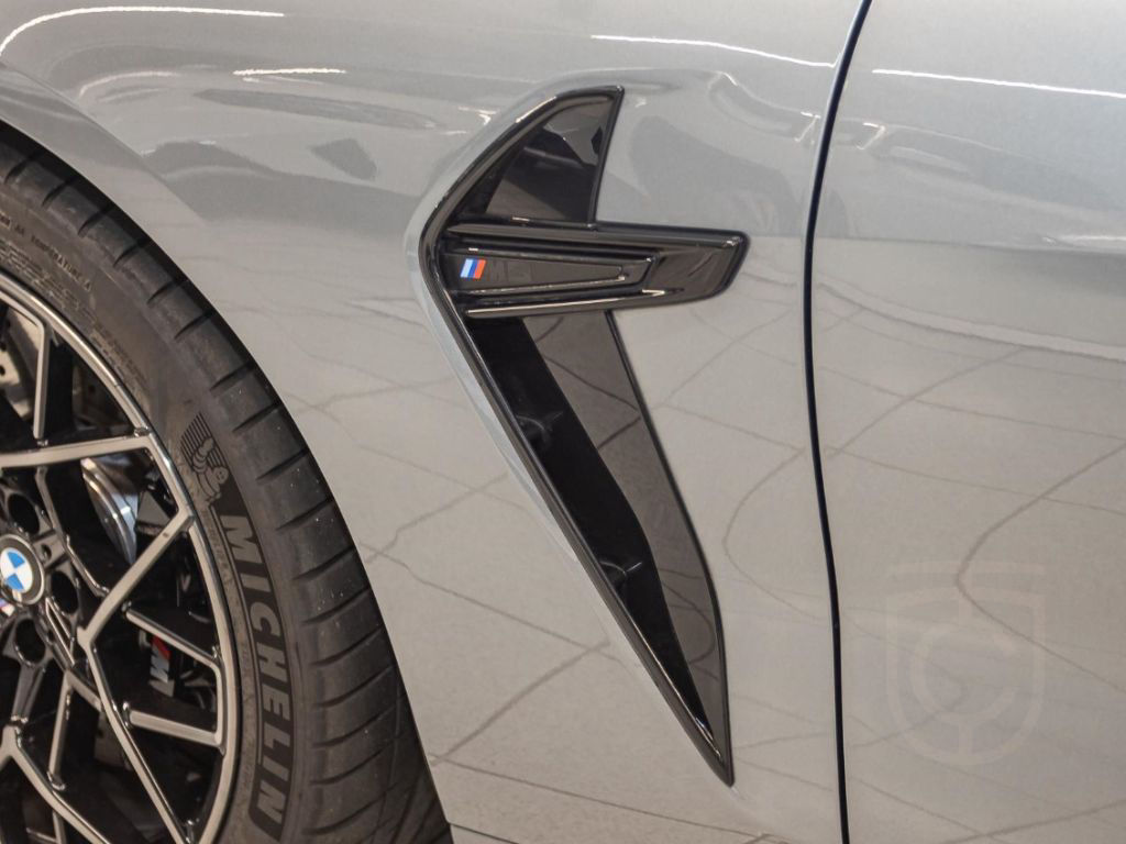 BMW M8 Cabrio+Bowers & Wilkins+Laserlicht+Leder+HUD