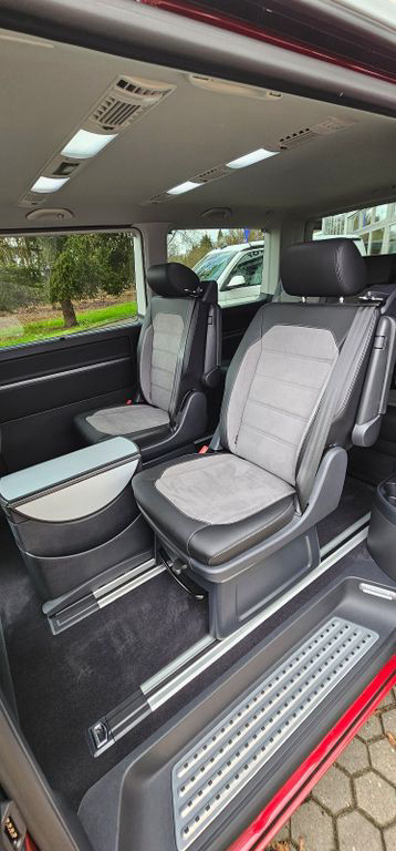 Volkswagen T6.1 Multivan Highline 2.0 TDI 204 PS 4MO DSG