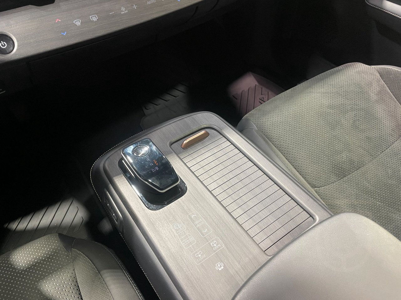 Nissan Ariya EVOLVE