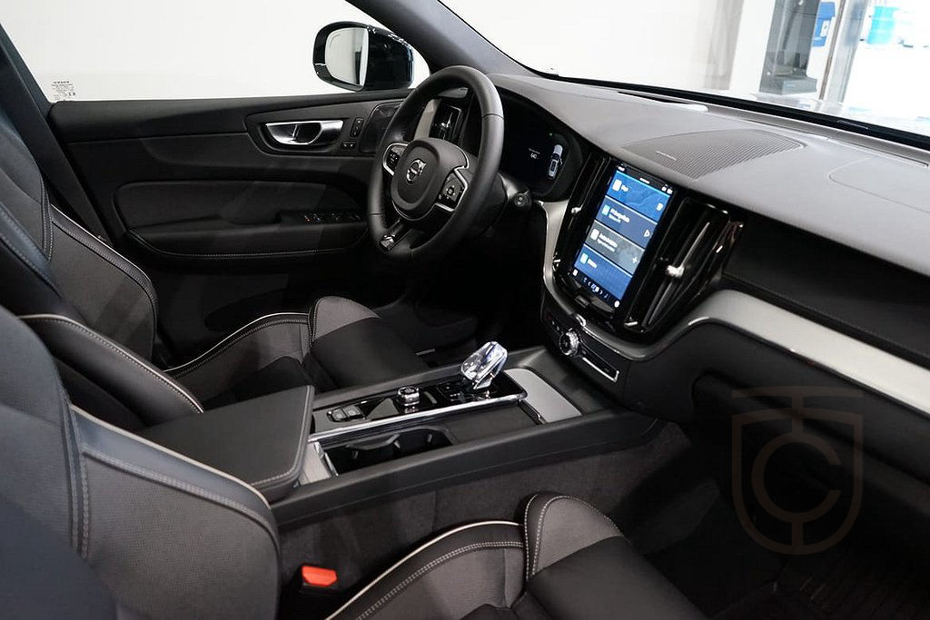 Volvo XC60 T6 Ultra Dark