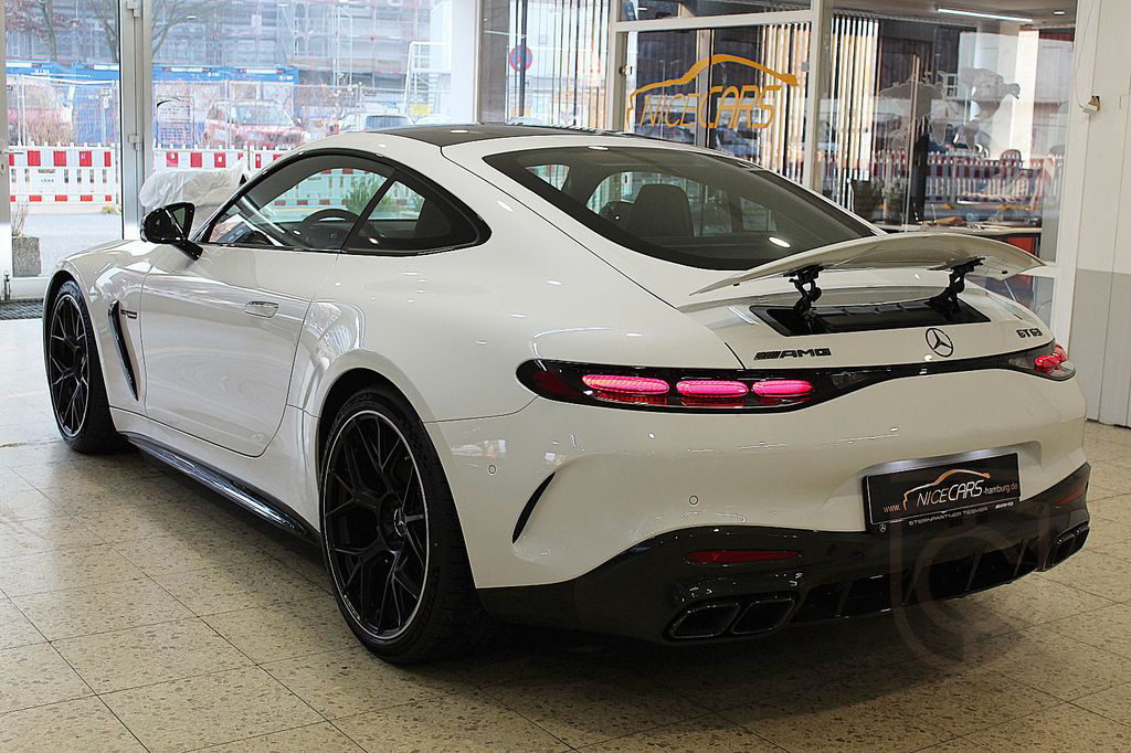 Mercedes-Benz AMG GT 63 4Matic+ Coupe Premium Plus*CARBON/LIFT