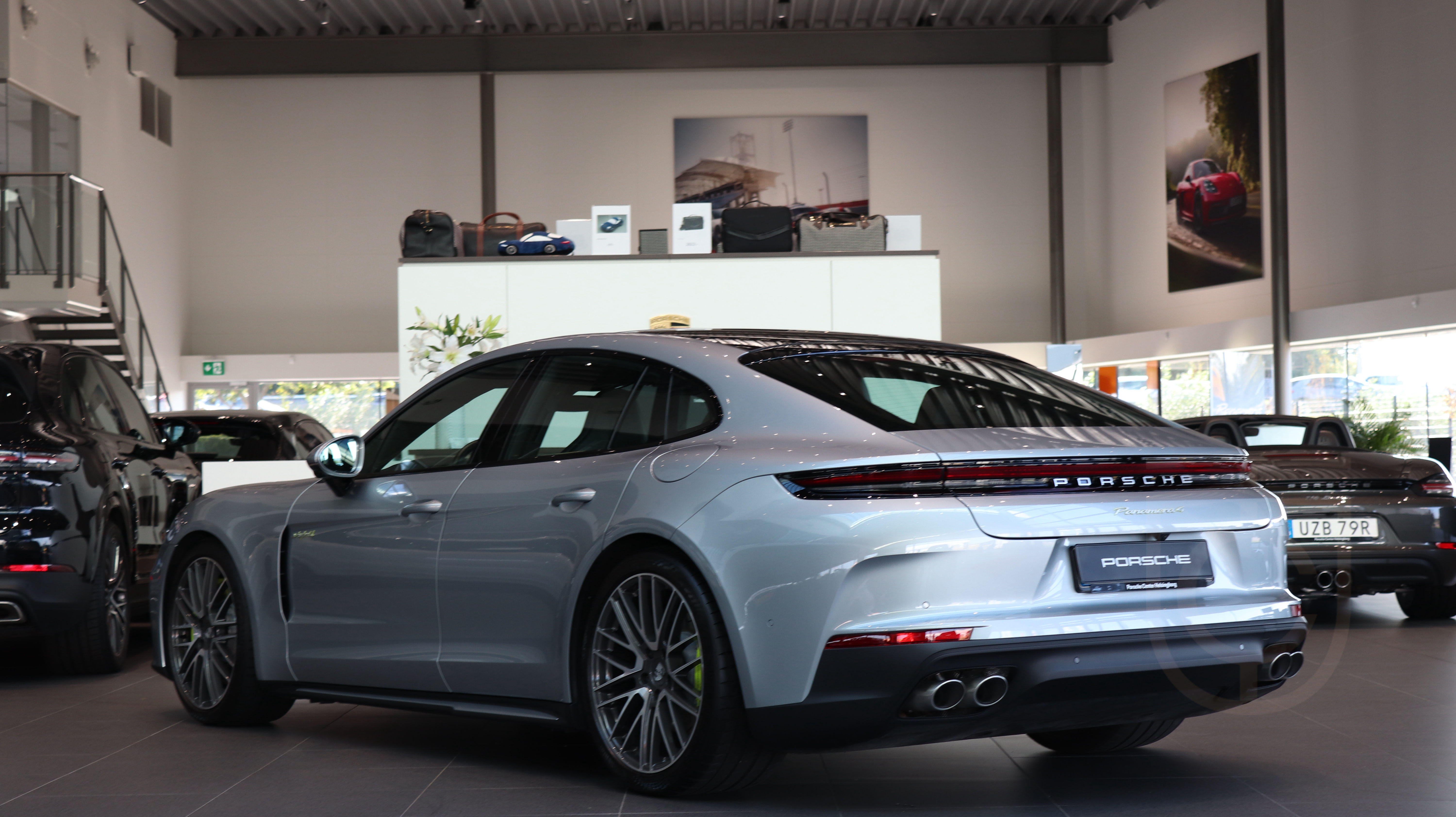 Porsche Panamera 4 E-Hybrid PDK 346kW 2024